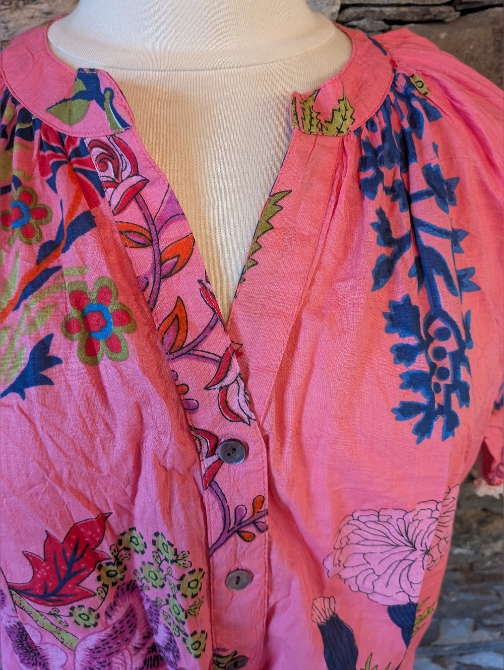THML Like New Vibrant Floral Pink Top, 100% Cotton Size M - Picture 7 of 9